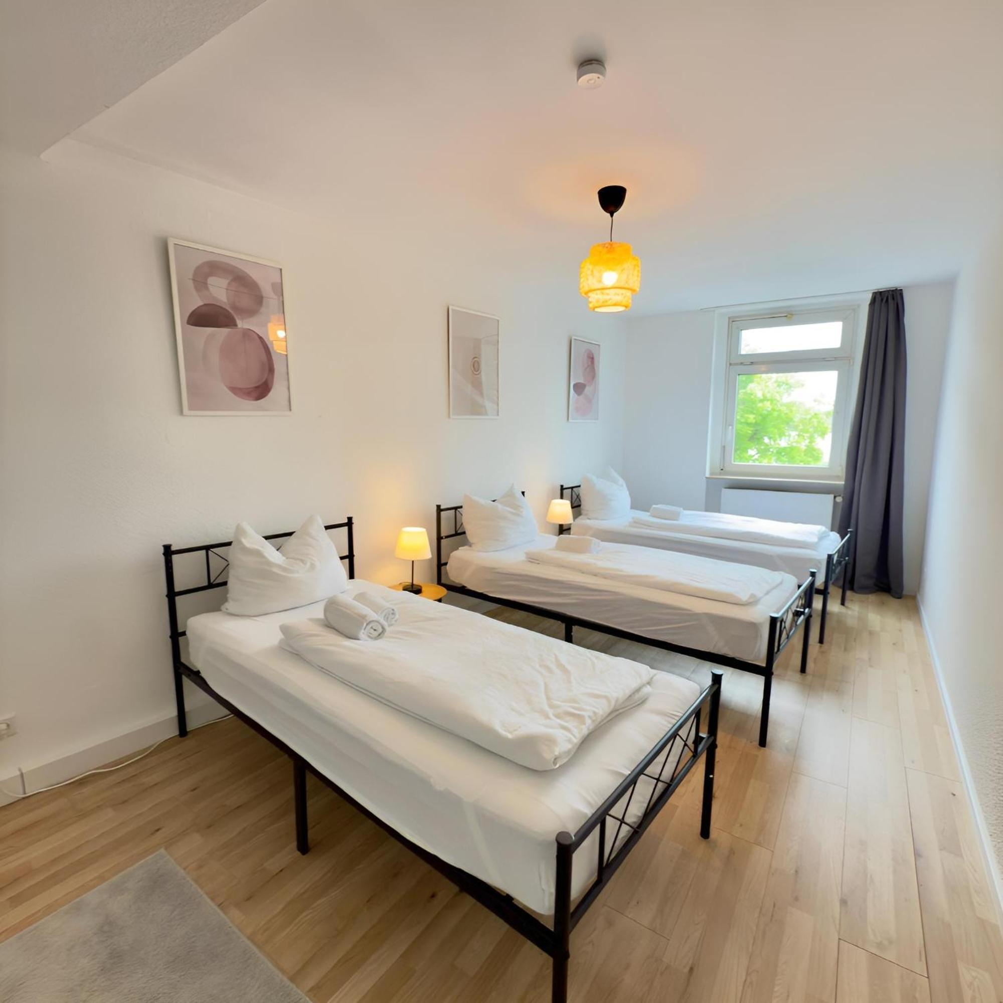 Raha Apartments - Ihr Komfortables Zuhause - Garten - Vollausstattung - Balkon - Parkplatz Kassel Buitenkant foto